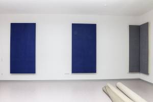 vitAcoustic colored and highly absorbent broadband wall absorbers