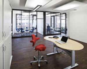 Artundweise Newport, Bremen - new creative work environment with ergonomic green bamboo desks, Feng Shui, True Light and acoustics